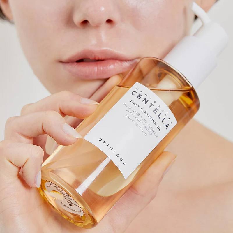 Skin1004 MADAGASCAR CENTELLA LIGHT CLEANSING OIL
