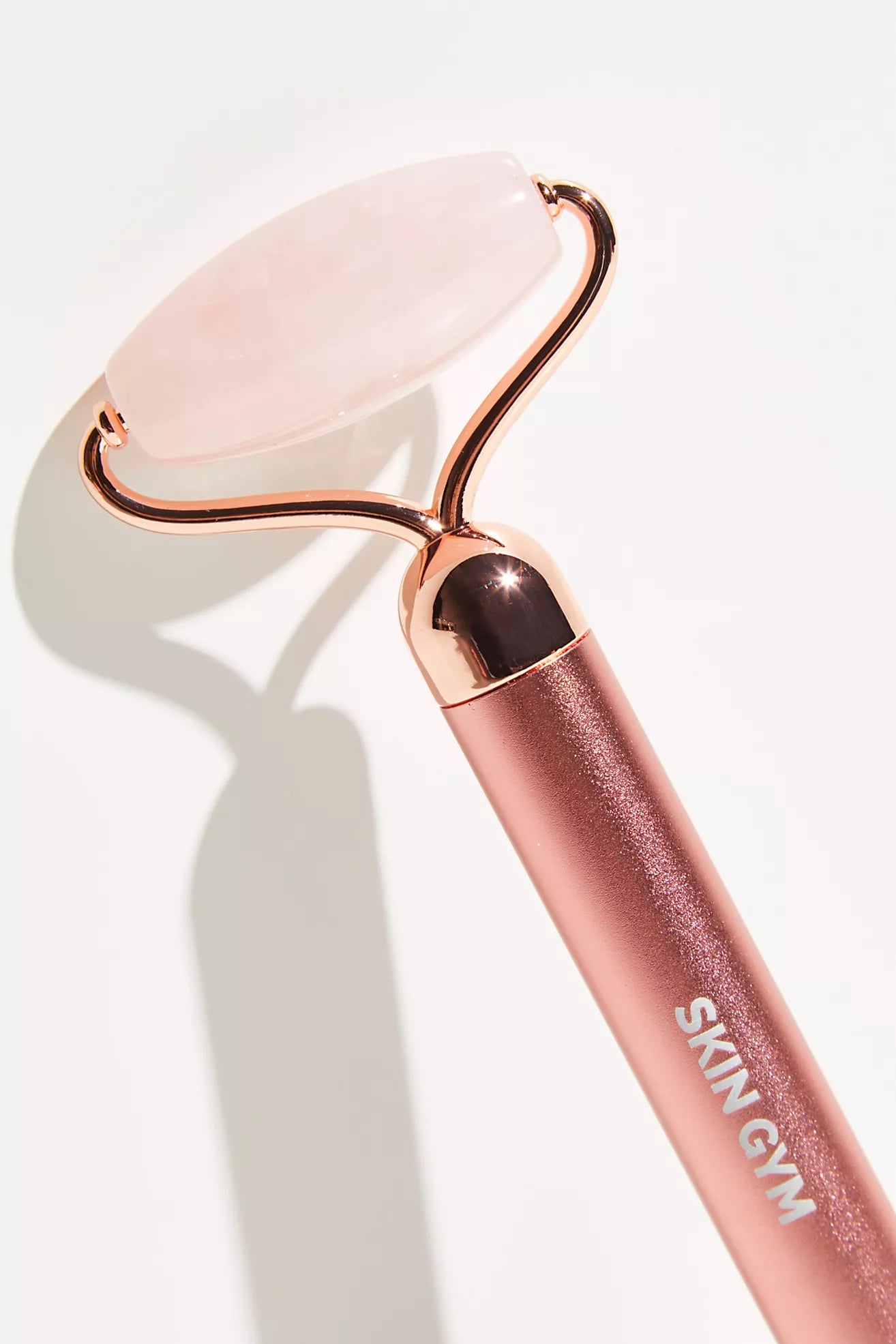 SKIN GYM ROSE QUARTZ VIBRATING LIFT & CONTOUR BEAUTY ROLLER