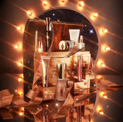 CHARLOTTE TILBURY Charlotte Tilbury Charlotte's Beauty Treasure Chest
